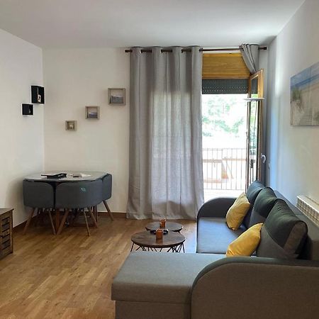 Precioso Calido Apartamento En Sort Con Terraza Apartment Exterior photo