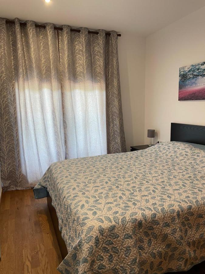 Precioso Calido Apartamento En Sort Con Terraza Apartment Exterior photo